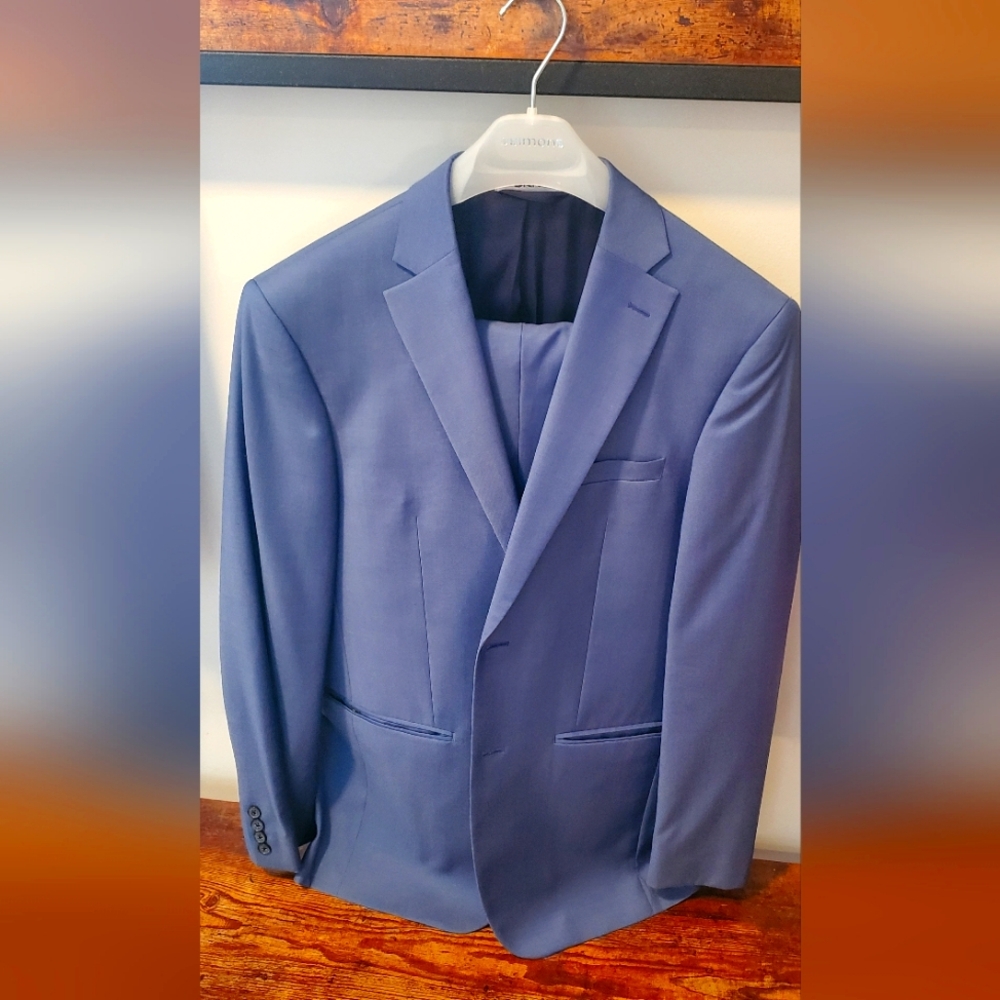 DKNY Men's Blue Suit